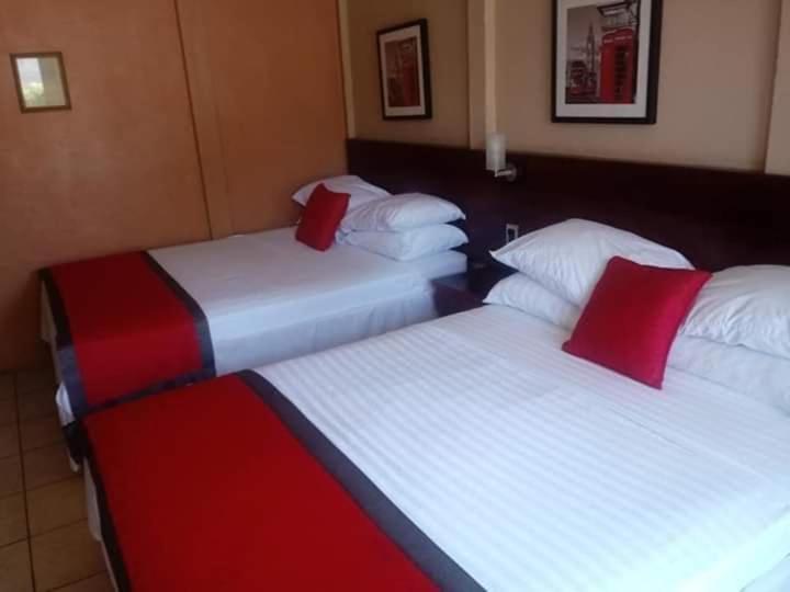 Hotel Boutique Malibu Los Suenos Tigre  Eksteriør bilde